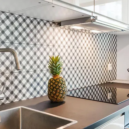 Tropica Garden - Nowe Kolibki Lägenhet