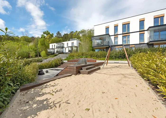 Tropica Garden - Nowe Kolibki * غدينيا